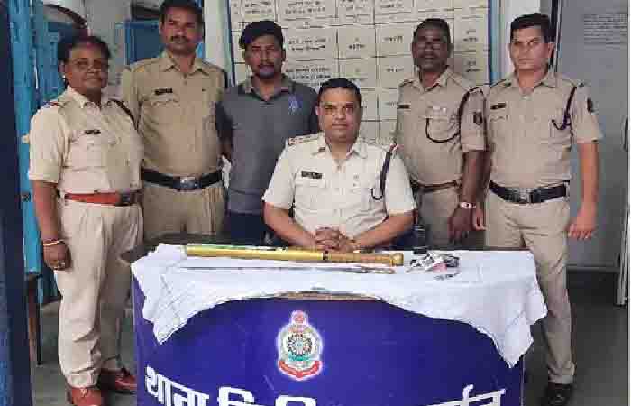 हिस्ट्रीशीटर मैडी गिरफ्तार, पुलिस ने जब्त किया पिस्टल, तलवार और स्टिक…