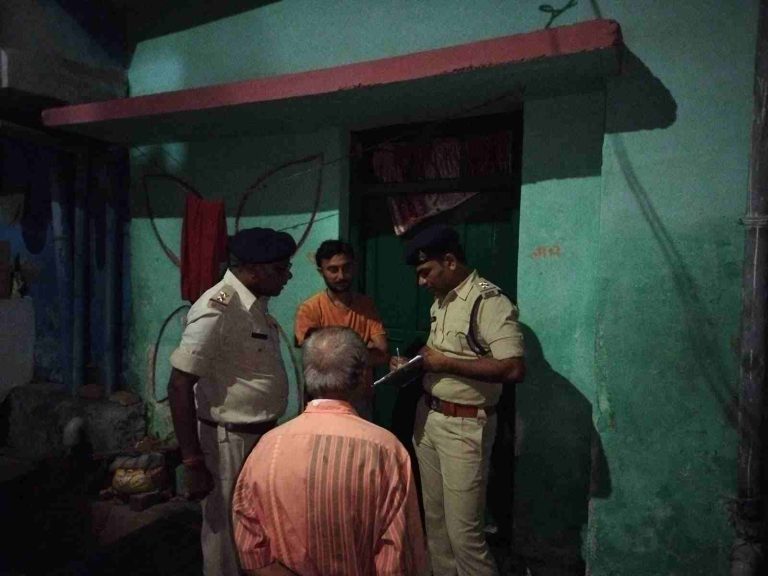 Chhattisgarh Crime News : केबल से गला दबाकर निगरानीशुदा बदमाश की हत्या, आरोपियों की तलाश में जुटी पुलिस