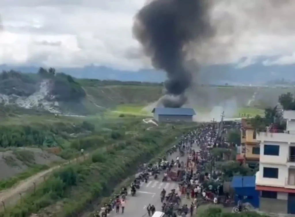 Nepal Plane Crash : 19 लोग थे सवार, सभी यात्रियों की मौत की आशंका