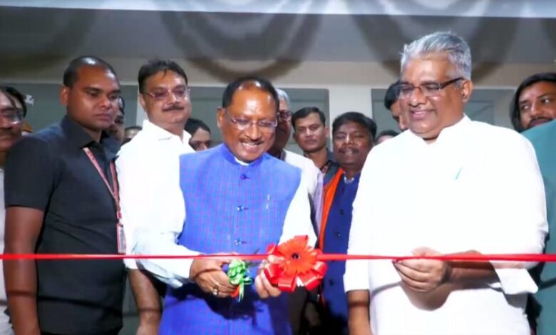 सीएम विष्णु देव साय और केन्द्रीय मंत्री भूपेन्द्र यादव ने इलेक्ट्रॉनिक ऑक्शन प्रणाली का किया शुभारंभ, नवा रायपुर में नवनिर्मित ऑडिटोरियम ‘दण्डकारण्य‘ का किया लोकार्पण