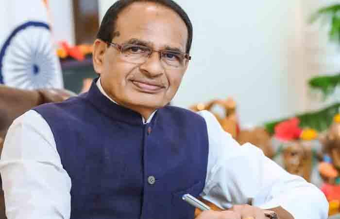 शिवराज सिंह चौहान की संघ प्रमुख से मुलाकात, BJP राष्ट्रीय अध्यक्ष पद की दौड़ में तेज हुई चर्चाएं Shivraj Singh Chouhan visit to CG