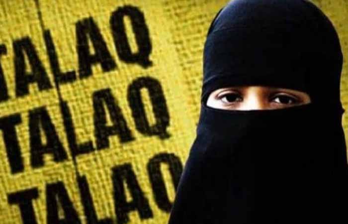CG NEWS : 20 साल बाद पत्नी को तलाक देकर साली से किया निकाह, न्याय की गुहार लेकर थाने पहुंची पीड़िता CG Dhamtari News