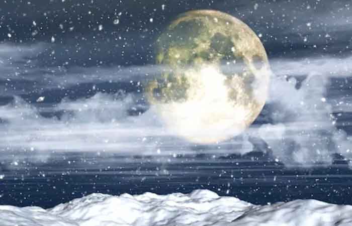 Snow Moon 2025: आज आसमान में नजर आएगा स्नो मून, जानें कितने बजे देख सकेंगे Snow Moon 2025