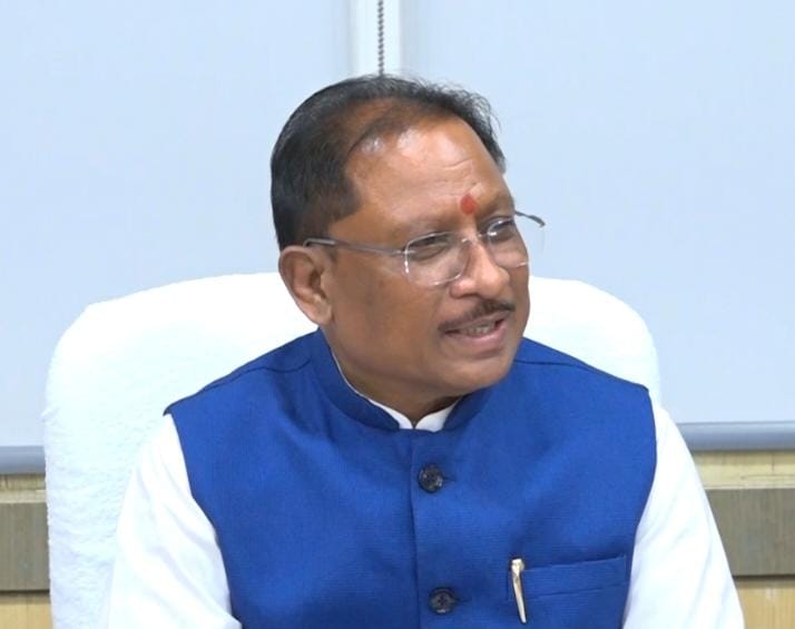 मुख्यमंत्री का ग्रीष्मकाल में पेयजल की उपलब्धता सुनिश्चित करने पर जोर, कहा – फील्ड विजिट कर समस्याओं का मौके पर समाधान करें अधिकारी