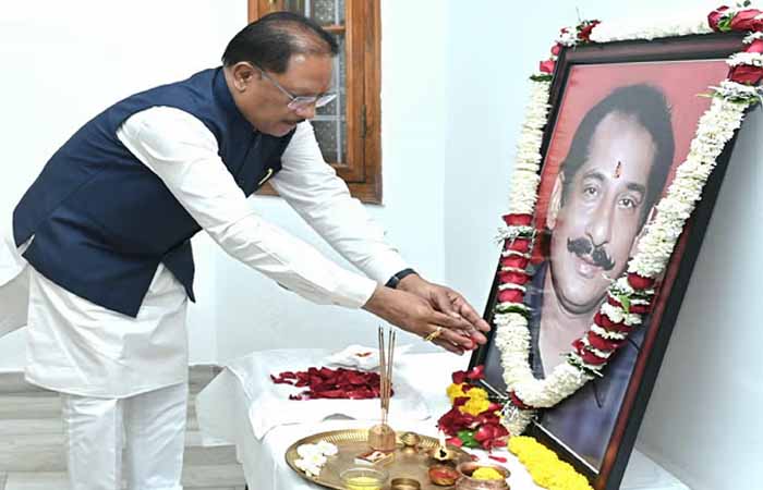सीएम साय ने स्वर्गीय दिलीप सिंह जूदेव की जयंती पर उन्हें किया नमन, बोले- समाज सेवा के लिए समर्पित किए जीवन CG NEWS