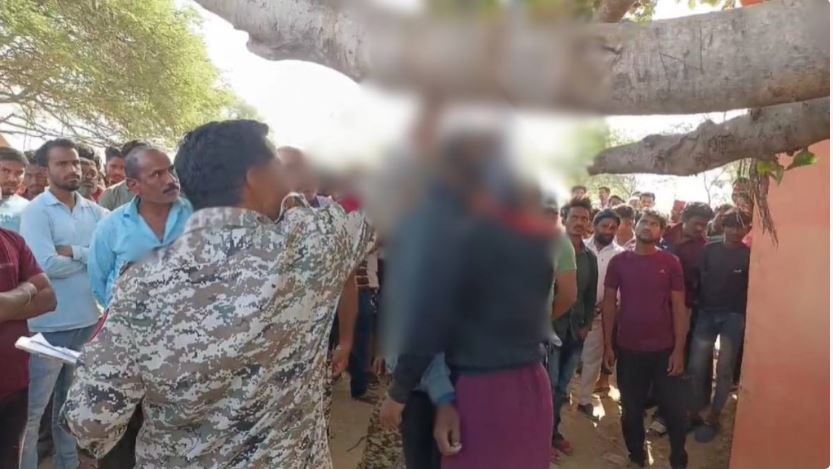 प्रेम प्रसंग में युवक-युवती ने की आत्महत्या, बरगद के पेड़ से लटका मिला शव, पुलिस जांच में जुटी