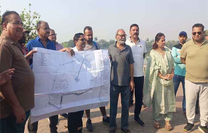 महापौर मीनल चौबे ने बूढ़ातालाब चौपाटी का लिया जायजा, कहा- ऐतिहासिक धरोहर का व्यवसायीकरण नहीं होने देंगे Statement of Mayor Meenal Choubey