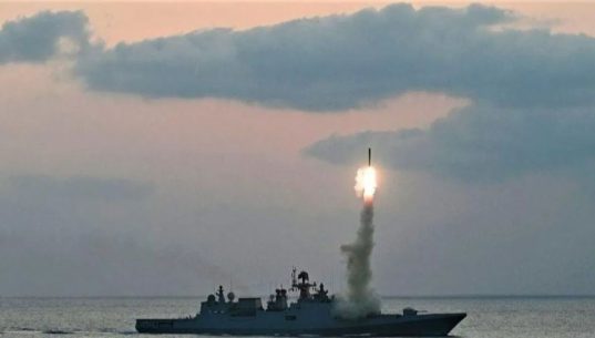 पाकिस्तान से तनातनी के बीच इंडियन NAVY की तैयारी, मिसाइल-वेपन सिस्टम की कर रही टेस्टिंग, सोशल मीडिया पर वीडियो किया शेयर