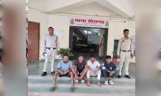 खैरागढ़ में नशे के खिलाफ पुलिस की सख्त कार्रवाई, शराबियों की निकाला जुलूस