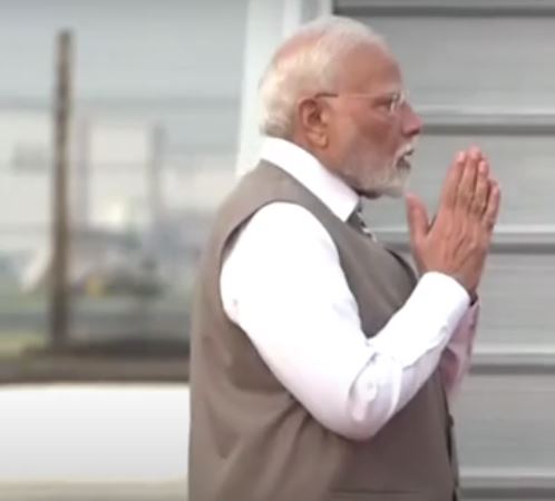 प्रधानमंत्री नरेंद्र मोदी 4 दिवसीय विदेशी दौरे पर रवाना, तीन देशों की करेंगे यात्रा