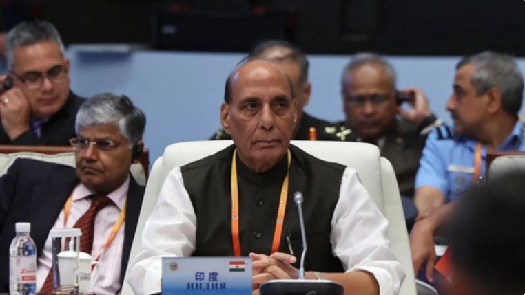 SCO बैठक में राजनाथ सिंह का पाकिस्तान को दू टूक, आतंकवाद पर लिया सख्त रुख