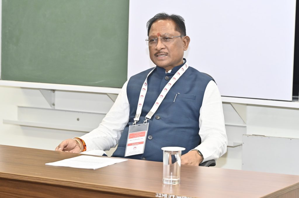 छत्तीसगढ़ में कृषि के साथ साथ उद्योगों के विकास के लिए है अनुकूल वातावरण : कैरियर निर्माण में अपनी क्षमता का बेहतर उपयोग करें युवा – मुख्यमंत्री विष्णुदेव साय