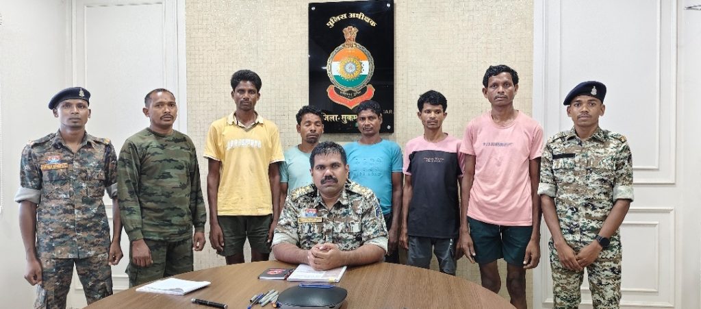 सुकमा जिले के जगरगुण्डा थाना क्षेत्र में जवानों को मिली बड़ी सफलता, 2 लाख रुपये के ईनामी नक्सली समेत 5 माओवादियों को किया गिरफ्तार
