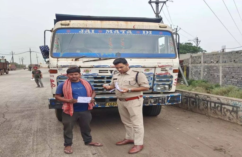 राजधानी रायपुर में कोयला एवं राखड़ परिवहन करने वाले 76 वाहनों पर बड़ी कार्रवाई
