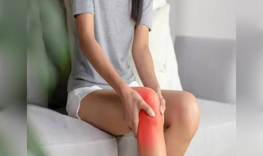 कम उम्र में हड्डियों में कमजोरी और दर्द? डाइट में इन चीजों को करें शामिल
