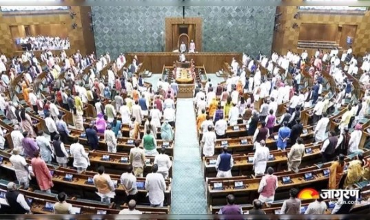 मानसून सत्र से पहले सियासी तापमान हाई, विपक्ष ने मांगा पीएम मोदी से जवाब, सरकार बोली- चर्चा को तैयार