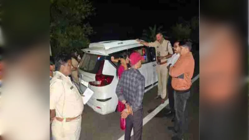 फोरलेन पर लूट, महिलाओं से नकाबपोश बदमाशों ने 1 लाख और जेवर लूटे