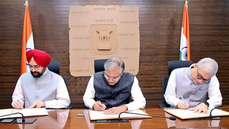 चुनाव आयोग की बड़ी कार्रवाई: तमिलनाडु की 42 पार्टियों का रजिस्ट्रेशन रद्द, डीएमके और बीजेपी की सहयोगी पार्टियां भी शामिल चुनाव आयोग की बड़ी कार्रवाई: तमिलनाडु की 42 पार्टियों का रजिस्ट्रेशन रद्द