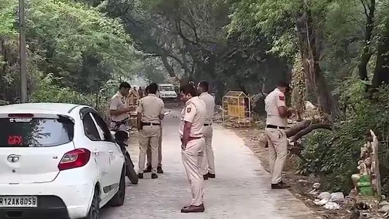 राजधानी में दो एनकाउंटर, कुख्यात अपराधी काकू पहाड़िया समेत कई बदमाश गिरफ्तार