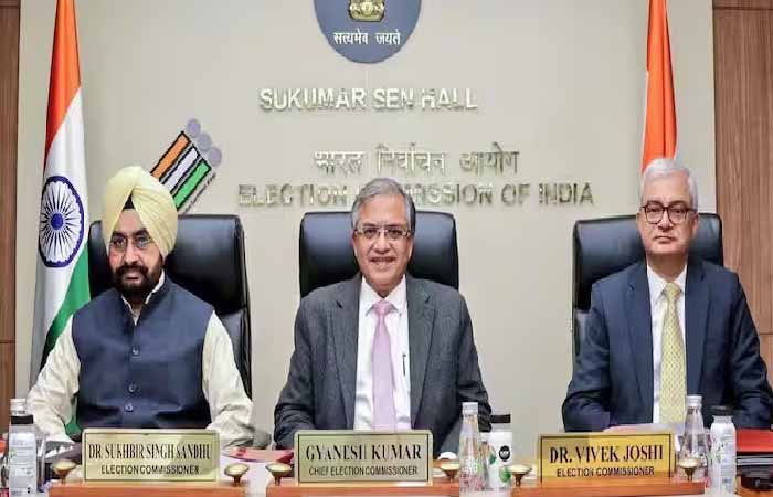 चुनाव आयोग का बड़ा ऐलान: बिहार की तरह देश के 12 और राज्यों में भी लागू होगा SIR चुनाव आयोग का बड़ा ऐलान: बिहार की तरह देश के 12 और राज्यों में भी लागू होगा SIR