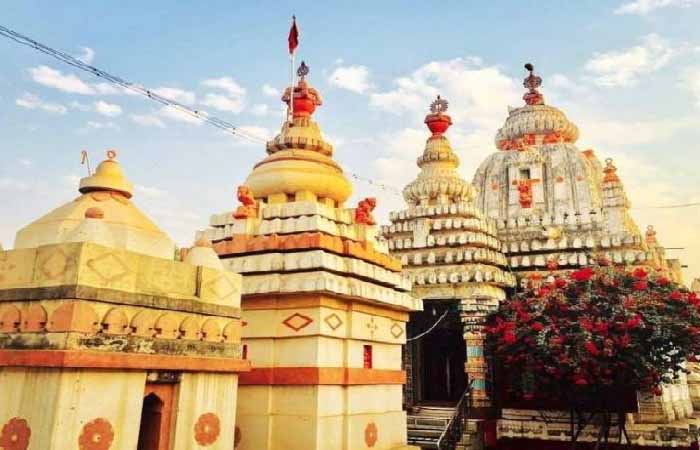शरद पूर्णिमा पर अमृत वर्षा की तैयारी पूरी: दूधाधारी मठ, कालीबाड़ी और श्री महाकाल धाम में होंगे भव्य आयोजन शरद पूर्णिमा पर अमृत वर्षा की तैयारी पूरी: दूधाधारी मठ, कालीबाड़ी और श्री महाकाल धाम में होंगे भव्य आयोजन