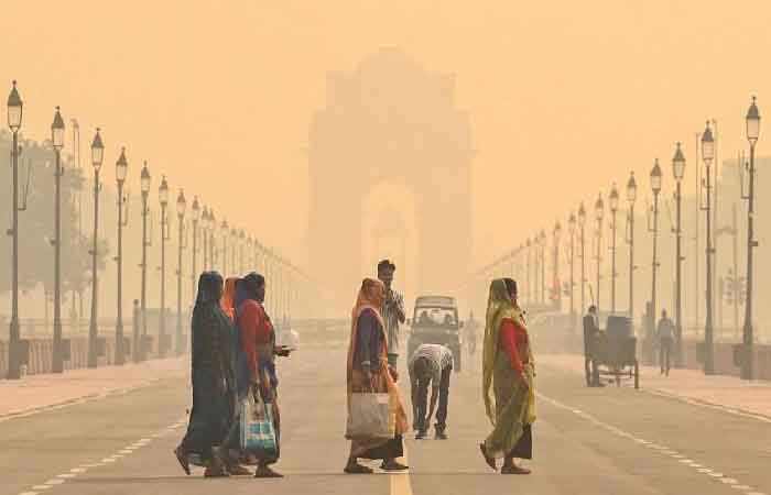 दिल्ली में खतरनाक स्मॉग का कहर: AQI 506 के साथ फिर बनी दुनिया की सबसे प्रदूषित राजधानी दिल्ली में खतरनाक स्मॉग का कहर: AQI 506 के साथ फिर बनी दुनिया की सबसे प्रदूषित राजधानी