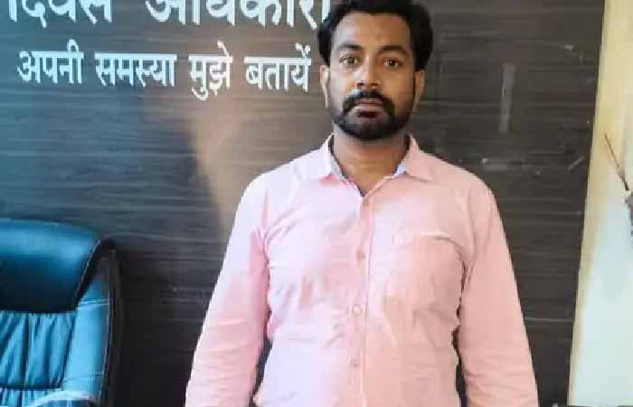 शादी का झांसा देकर की दरिंदगी: वकील ने महिला को प्यार के जाल में फंसाया, अब पहुंचा सलाखों के पीछे शादी का झांसा देकर की दरिंदगी: वकील ने महिला को प्यार के जाल में फंसाया, अब पहुंचा सलाखों के पीछे
