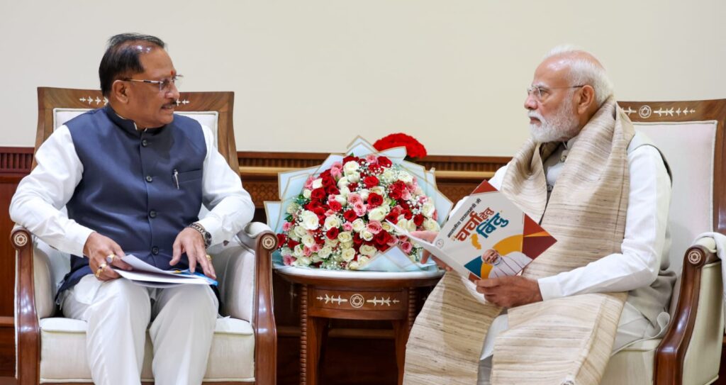प्रधानमंत्री नरेंद्र मोदी से मुख्यमंत्री विष्णु देव साय ने की मुलाकात, छत्तीसगढ़ के विकास और ‘बस्तर विजन’ पर हुई विस्तृत चर्चा