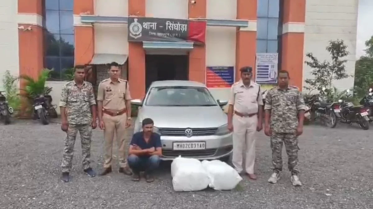 अंतरराज्यीय गांजा तस्करी का भंडाफोड़: सीक्रेट चेंबर से 37.940 किलो गांजा जब्त
