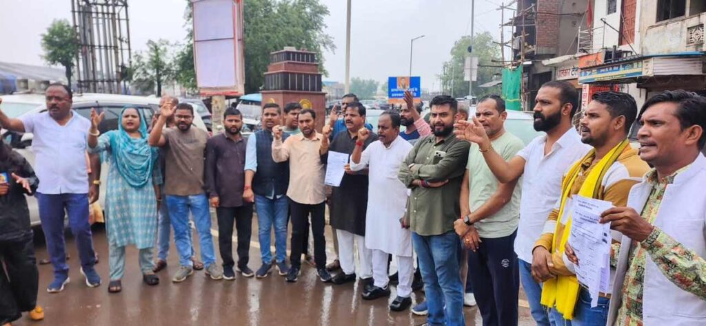 रायपुर में स्मार्ट मीटर विवाद गरमाया, कांग्रेस ने बिजली विभाग के खिलाफ खोला मोर्चा