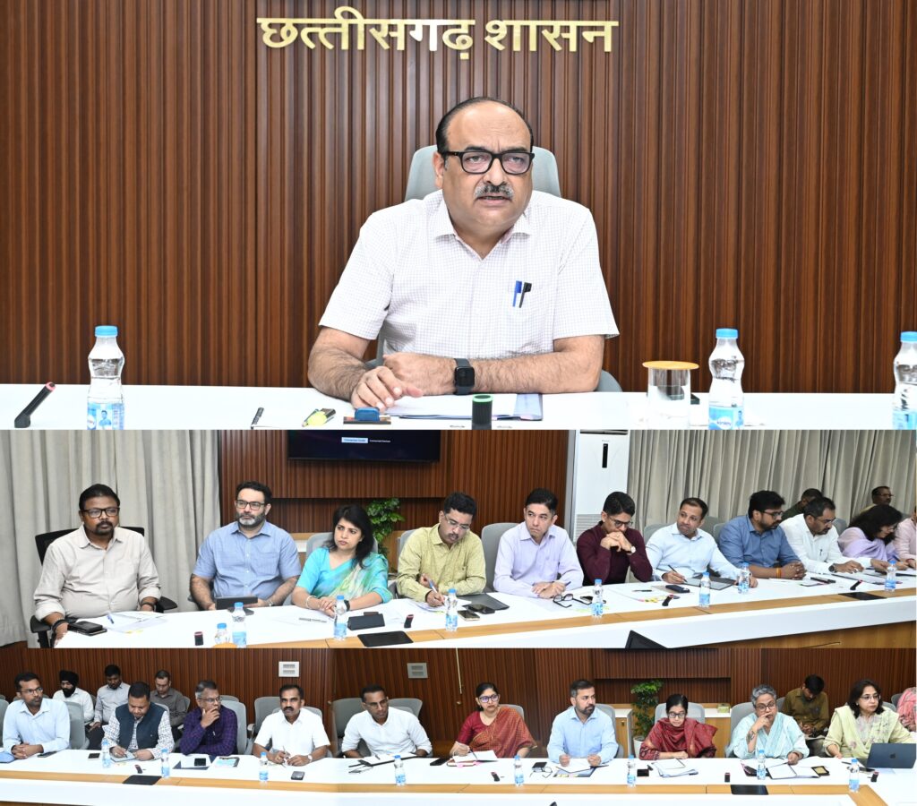 मुख्य सचिव की विभागीय सचिवों के साथ बैठक, योजनाओं की प्रगति और क्रियान्वयन की समीक्षा