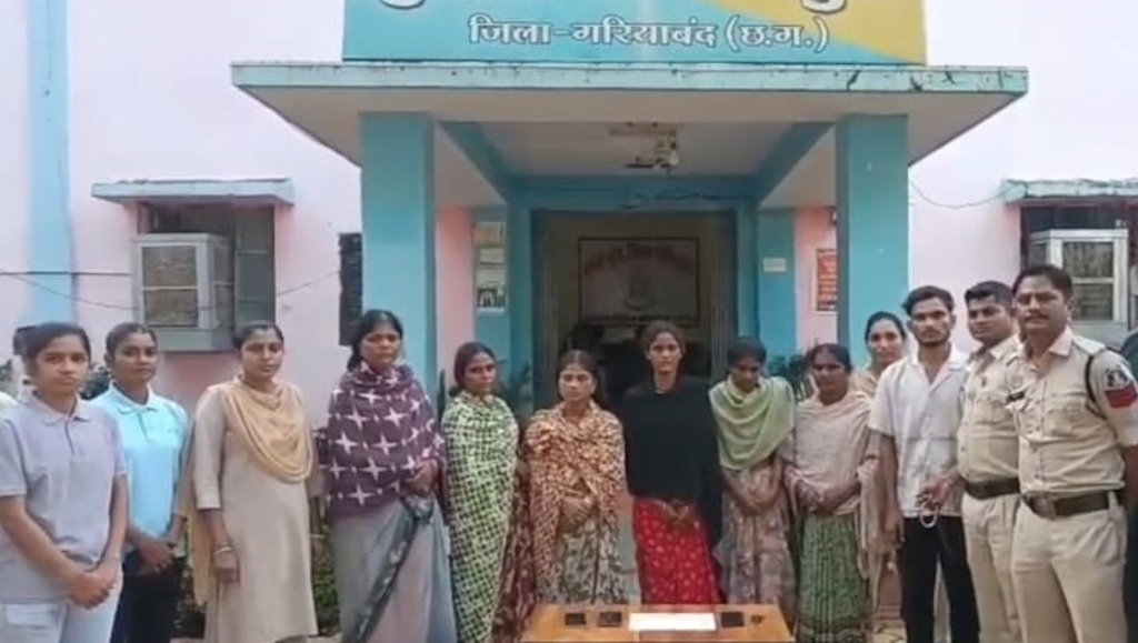 कार से रेकी, भीड़ में चोरी; जतमई-घटारानी में वारदात करने वाली 7 महिलाएं गिरफ्तार