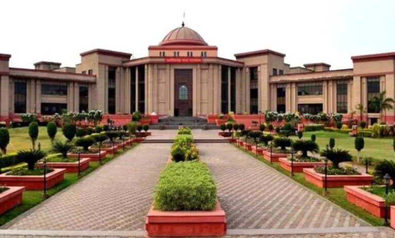 NEET OMR छेड़छाड़ के आरोपों पर हाईकोर्ट सख्त, कहा- सिर्फ शक के आधार पर नहीं होगा हस्तक्षेप