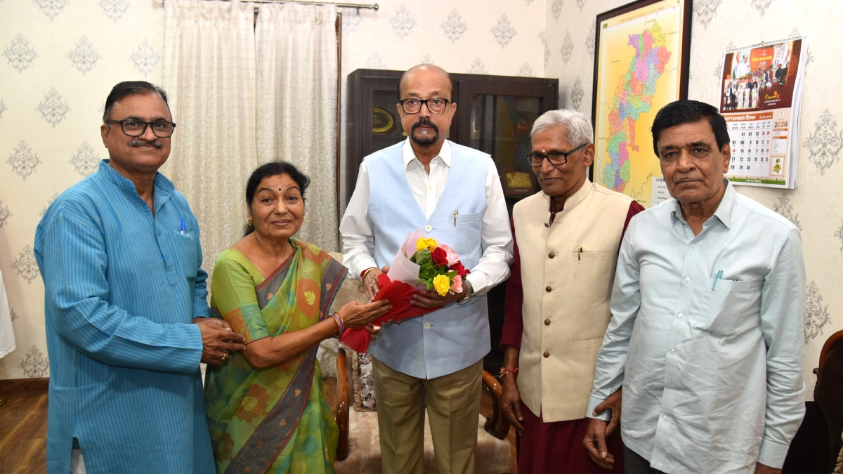 छत्तीसगढ़ी को आठवीं अनुसूची में शामिल कराने की पहल, राज्यपाल ने समिति गठन का दिया आश्वासन