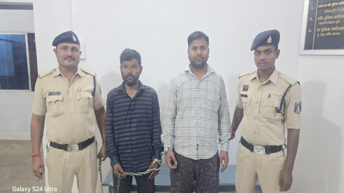धमधा में मवेशियों की अवैध तस्करी का खुलासा, 15 पशु बरामद; दो आरोपी गिरफ्तार